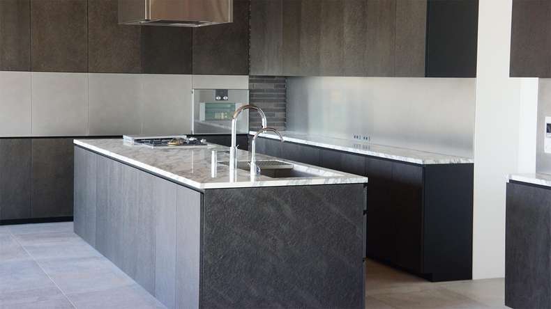 planeo EVOLITH Slate&Stone - Rivestimento in pietra naturale Stellar Void 1220 x 610 mm
