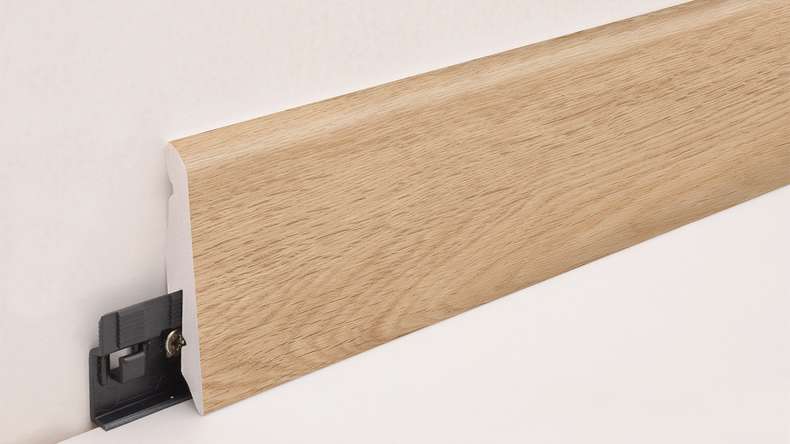 battiscopa planeo SolutionX 2in1 - 2400 x 14 x 58 mm rovere chiaro (SL0057)