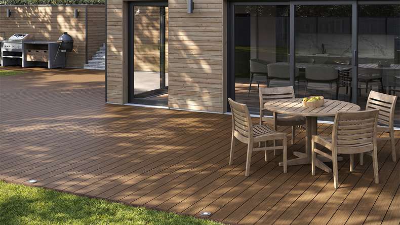 planeo AntikWood WPC set completo di tavole massicce - Marrone chiaro anticato