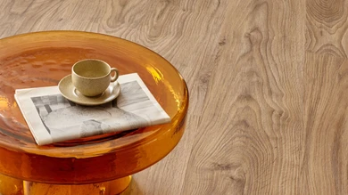 Forbo Allura Wood 40 vinile adesivo - Rovere centrale (60300DR4)