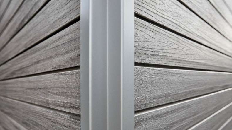 planeo Fassado - Rivestimento di facciata a fasce romboidali WPC grigio grafite