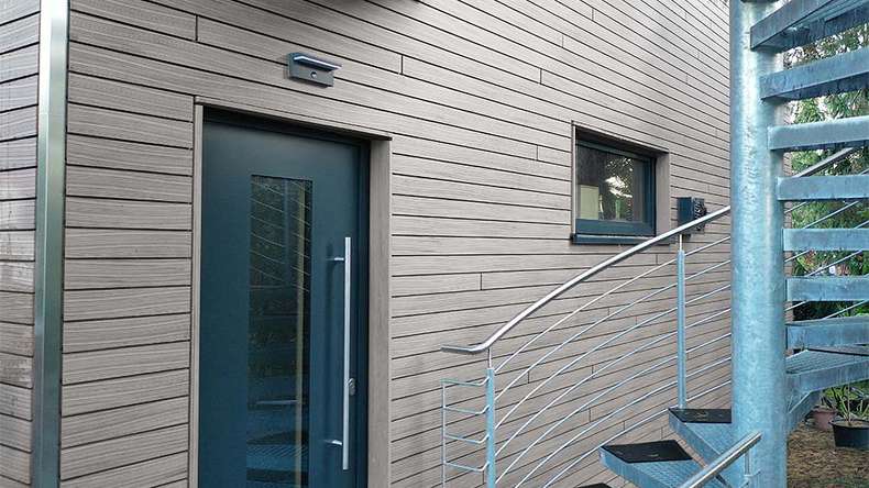 planeo Fassado - Rivestimento di facciata a rombi in WPC grigio pietra