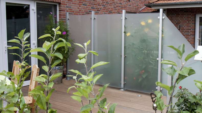 planeo Gardence Flair - Recinzione in vetro Destro Smussata satinato 90 x 180cm