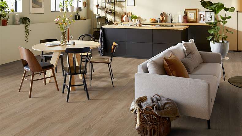Forbo Allura Wood 55 vinile adesivo - Legno naturale (63535DR5)