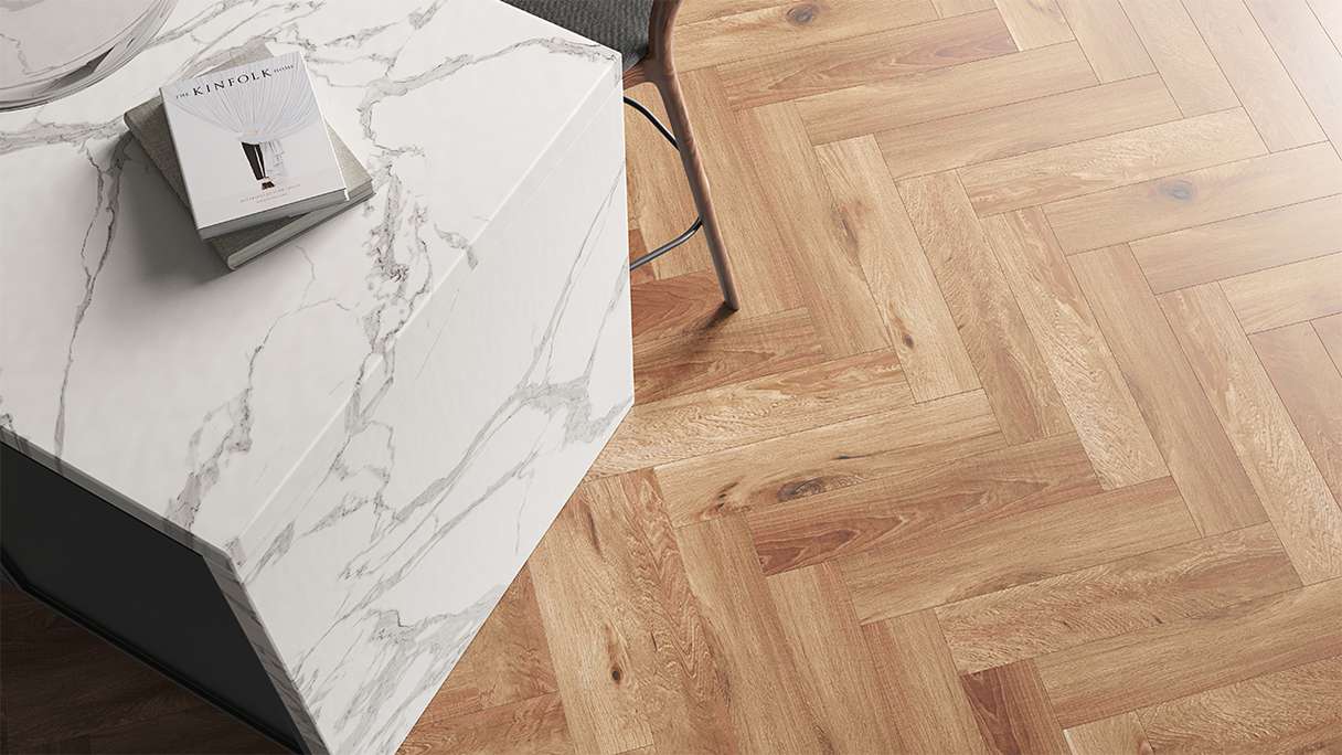 planeo Vinile rigido Klick - SolutionX 2in1 Rovere a spina di pesce Naturale Rustico | Isolamento acustico integrato (ECF-HB-0755)