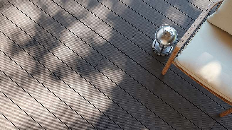 planeo LineWood WPC Pannello per decking solido - Grigio chiaro 4,20m scanalato/scanalato
