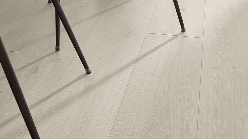 MEISTER Design pavimenti MeisterDesign. next DL 500 S - 07124 Rovere bianco montagna | Isolamento acustico Impact integrato (400055-2052220-07124)