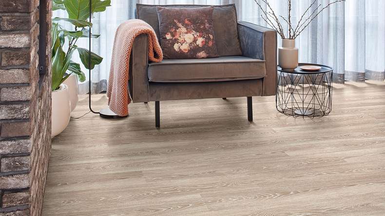 Forbo Allura Wood 40 vinile adesivo - Legno biondo 1200 x 200 mm (63412DR4)