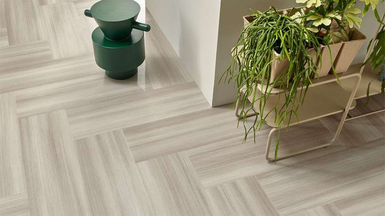 Vinile adesivo Forbo Allura Wood 55 - Spago a conchiglia 750 x 250 mm (63659DR5)