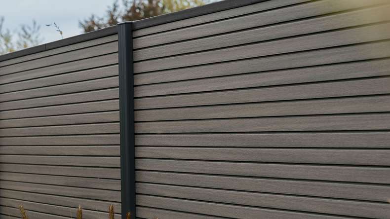 planeo LINEA - Recinzione a rombi in WPC CoEx grigio scuro 176 x 183