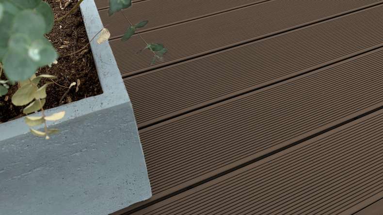 TitanWood set completo 5m struttura a listello cavo scanalato marrone scuro 55,5m² incl. alluminio-UK
