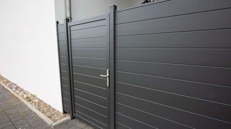 planeo Gardence Metallic - Recinzione in allumino quadrata Grigio antracite DB 703