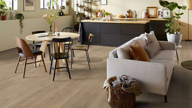 Forbo Allura Wood 70 vinile adesivo - Rovere chiaro gigante (60288DR7)