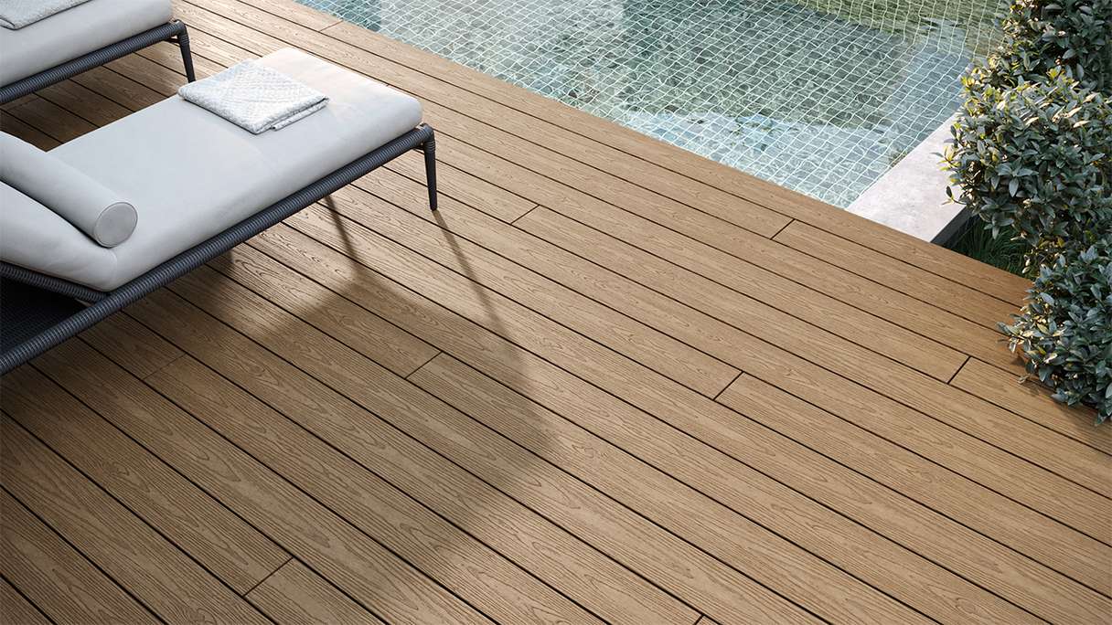 planeo CoEXWood WPC set completo di tavole massicce 4,8m (14,11m²) - finitura sabbia/caramello