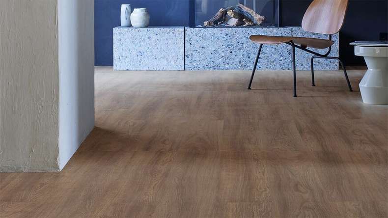 Forbo Allura Wood 40 vinile adesivo - Rovere scuro sereno (63645DR4)