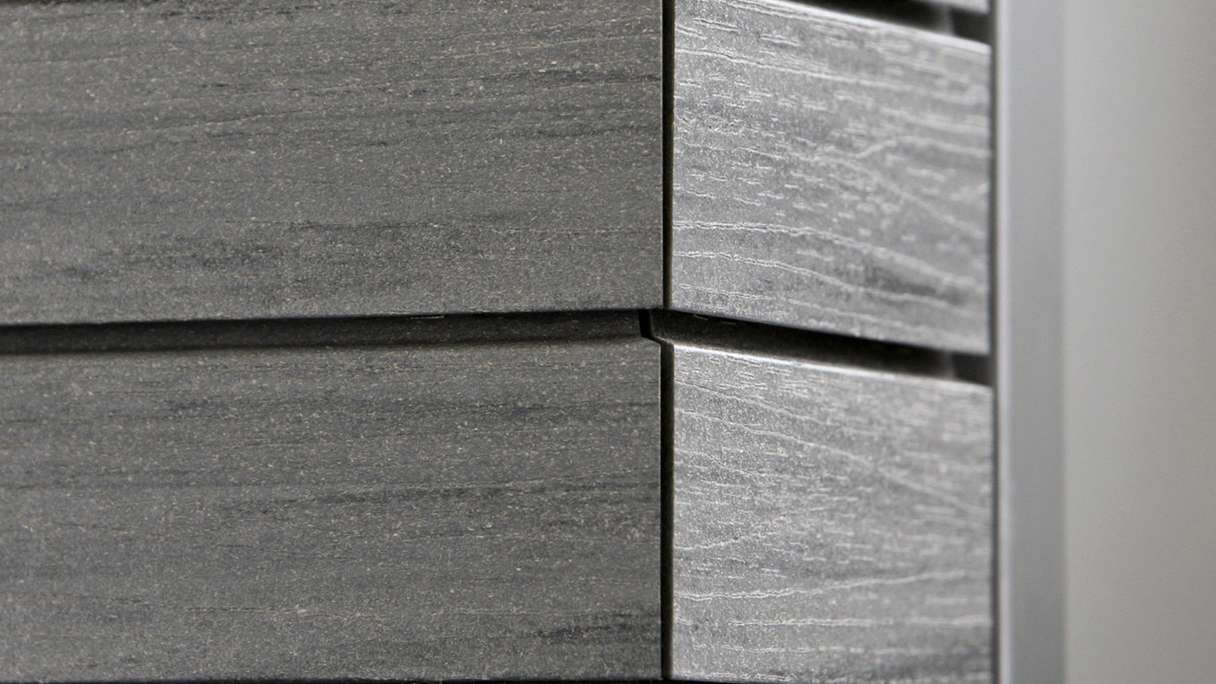 planeo Fassado - Rivestimento di facciata a fasce romboidali WPC grigio grafite