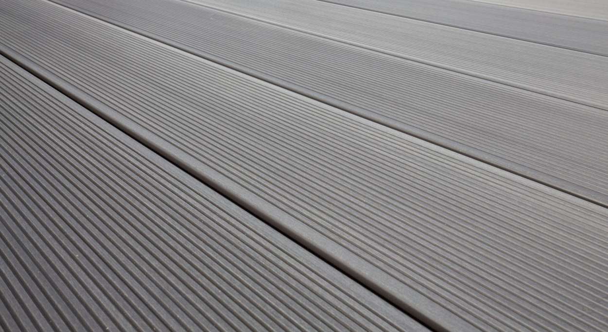 Set completo TitanWood 4m TitanWood 4m struttura a listello cavo scanalato grigio chiaro 41,2m² incl. alluminio-UK