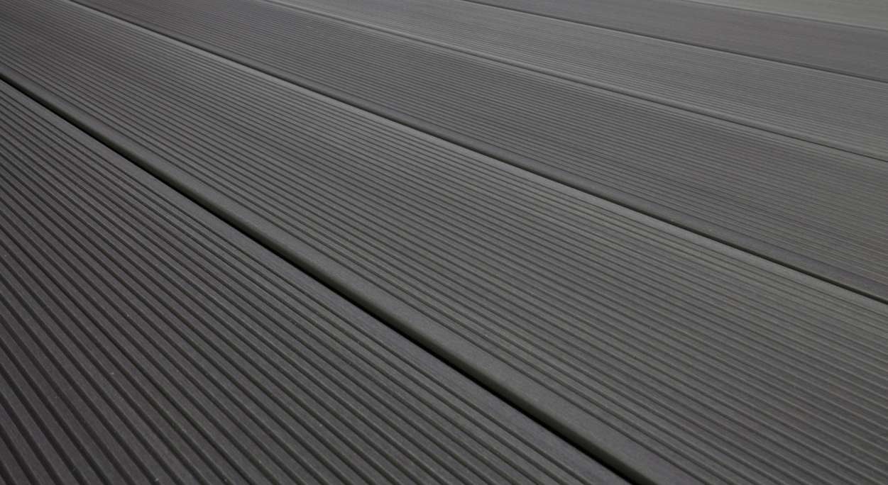 Set completo TitanWood 4m struttura massiccia a listoni scanalati grigio scuro 8,2m² incl. alluminio-UK