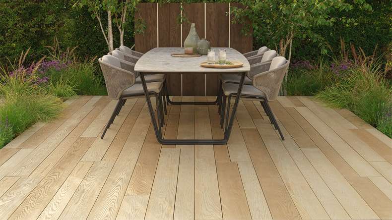 planeo Authoria PureBoard - Decking massiccio in legno di frassino da 3,6 m con texture