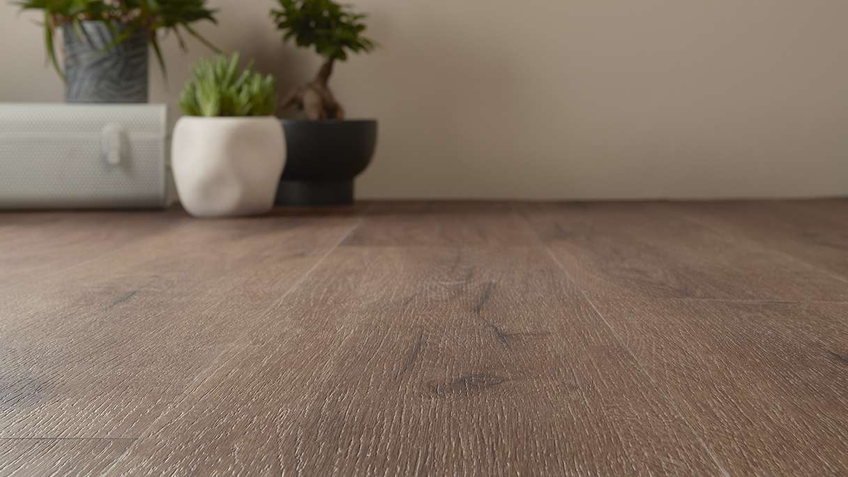 Gerflor Klick Vinile Rigido - Creazione 70 Clic Cedro Marrone Scuro | Aspetto autentico (61281605)