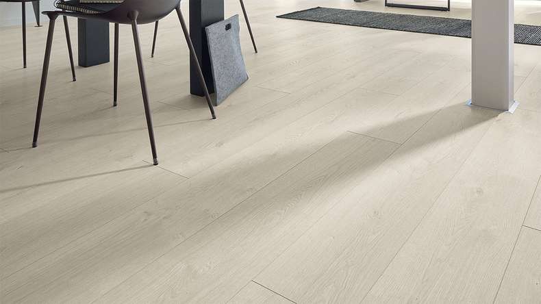 MEISTER Design pavimenti MeisterDesign. next DL 500 S - 07124 Rovere bianco montagna | Isolamento acustico Impact integrato (400055-2052220-07124)
