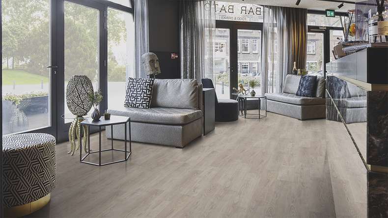 Vinile adesivo Forbo Allura Wood 70 - Frassino naturale 750 x 150 mm (63661DR7)