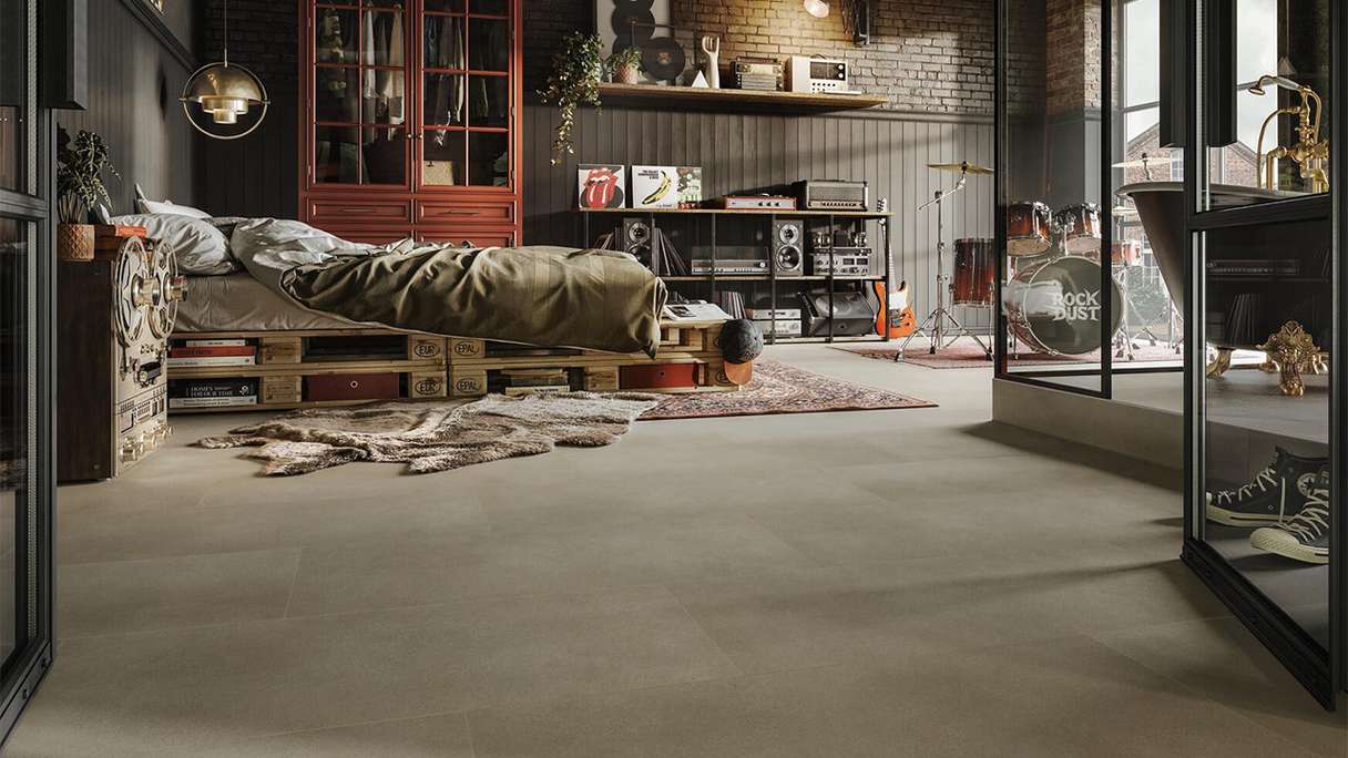 Pavimento di design MEISTER Vinile rigido RB 500 S - 20210 Oro giallo | Isolamento acustico integrato (400049-0914457-20210)