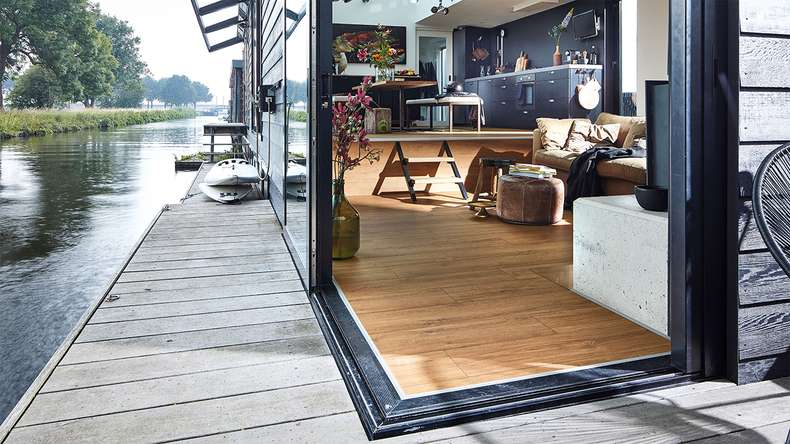 MEISTER Design pavimenti MeisterDesign. next DD 500 S - 06999 Golden Oak | Isolamento acustico Impact integrato (400054-1287220-06999)