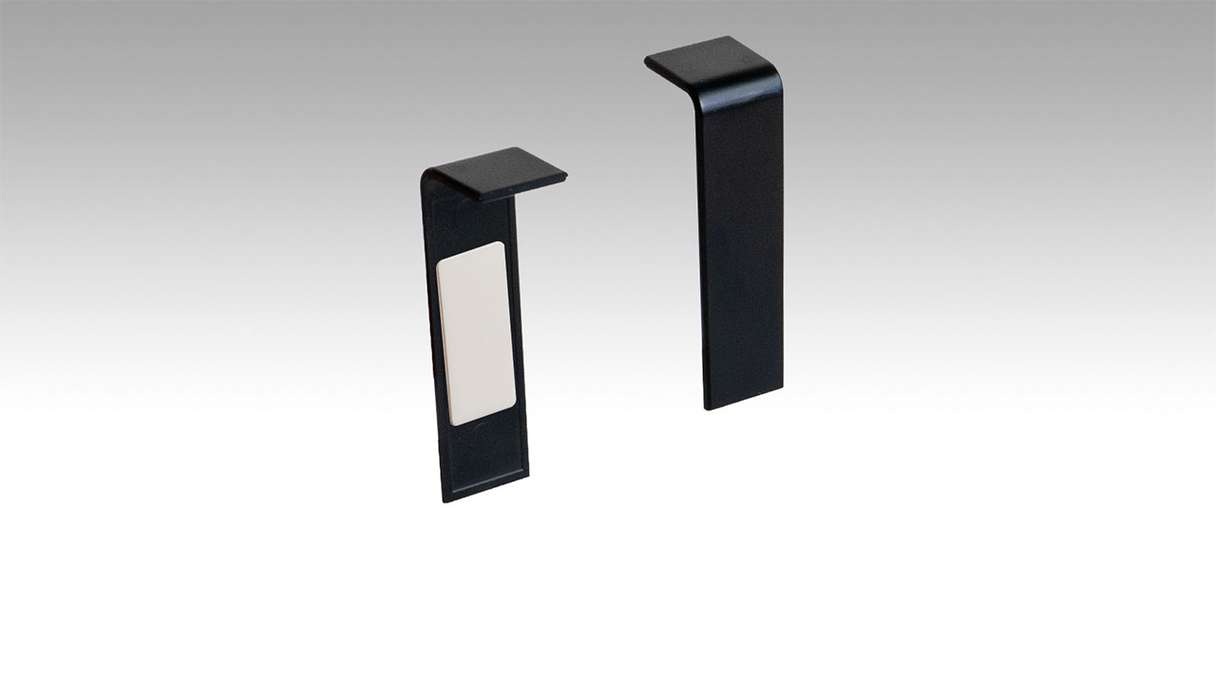 Raccordo autoadesivo MEISTER per profilo battiscopa 15 MK | 15 F MK | 20 PK | 20 PK Aqua 2039 Nero (800034-04-02039)