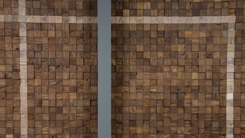 Skaben WoodWall - Cubo in legno di teak Sulawesi