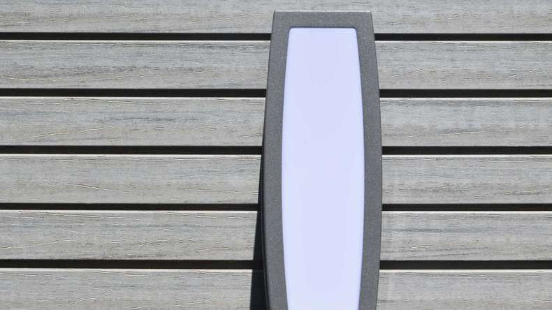 planeo Fassado - Rivestimento di facciata a fasce romboidali WPC grigio grafite