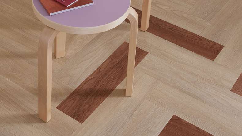Vinile adesivo planeo - SilentIQ Wood 2in1 per uso commerciale Marvessa | Isolamento acustico integrato (F-DW-SIQ-16080)