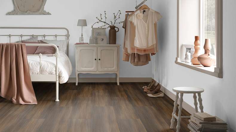 Vinile adesivo Forbo Allura Wood 70 - Spago scuro 1500 x 200 mm (63655DR7)