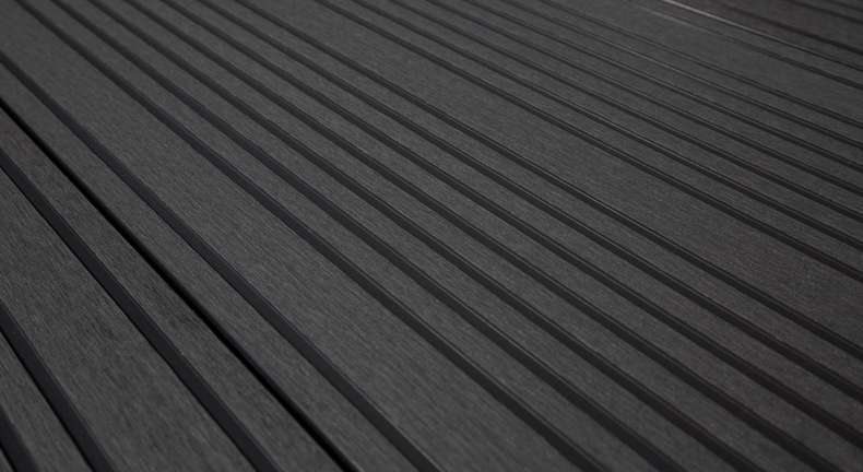 planeo TitanWood - XL hollow composite decking Decking 4m grigio scuro