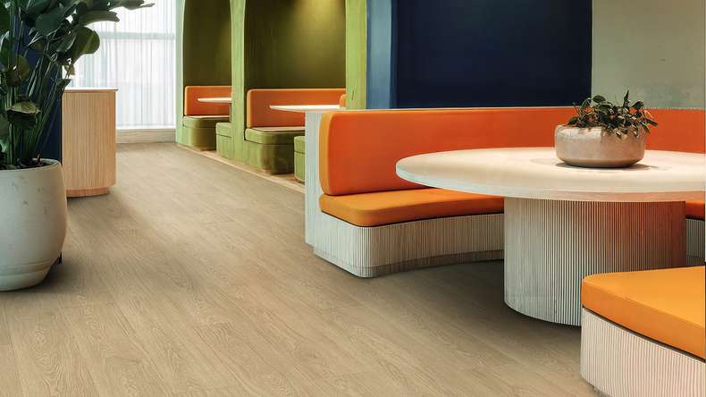 Gerflor Klick Vinyl Rigid - Creation 40 Clic EIR Lounge Oak Beige | Goffratura sincronizzata (61391272)