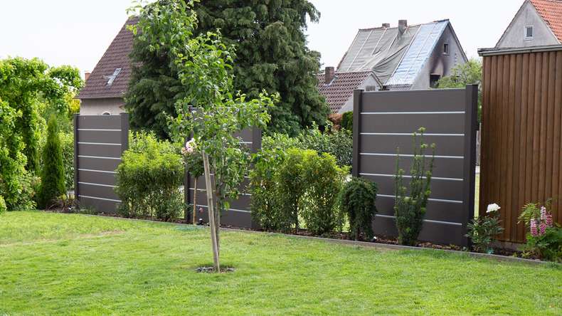 planeo Gardence Deluxe - Recinzione in BPC Grigio antracite