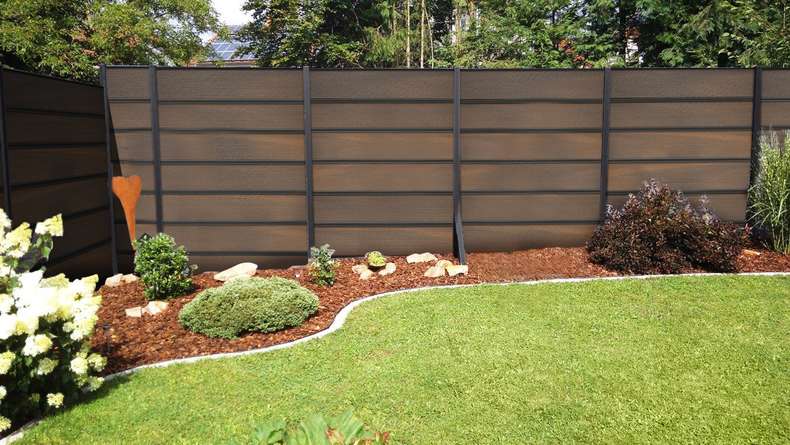 planeo Gardence Deluxe - Recinzione premium BPC Noce coex