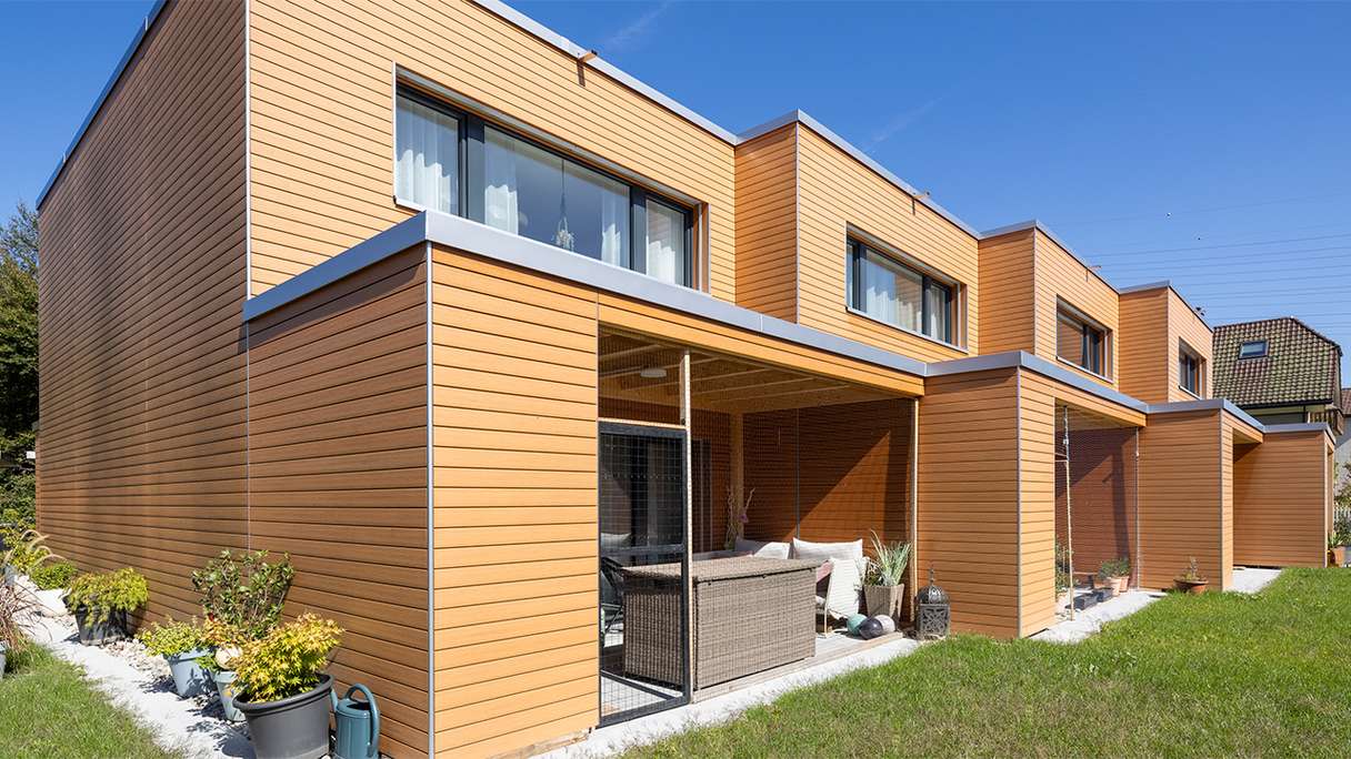 planeo Fassado - Rivestimento di facciata a rombi in WPC Prime marrone ambra