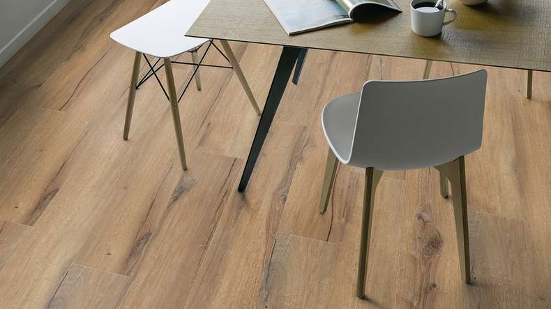Gerflor Klick Vinyl Rigid - Creation 40 Clic Acoustic Cedar Brown | Isolamento acustico integrato (61310850)