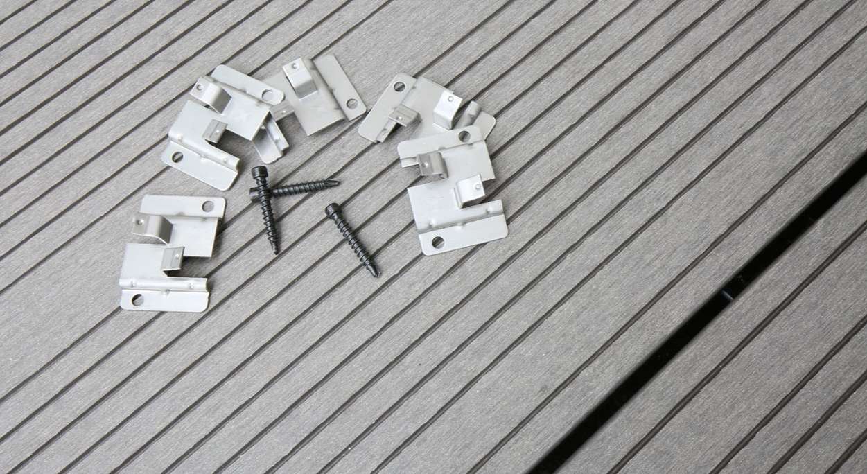 planeo clip per terrazza in acciaio inox pavimenti WPC-Profi giunto da 4 mm - 100 pz. incl. viti