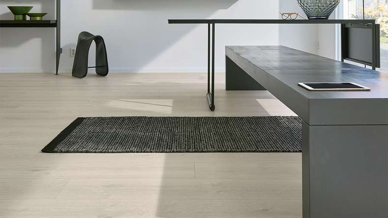 MEISTER Design pavimenti MeisterDesign. next DL 500 S - 07124 Rovere bianco montagna | Isolamento acustico Impact integrato (400055-2052220-07124)