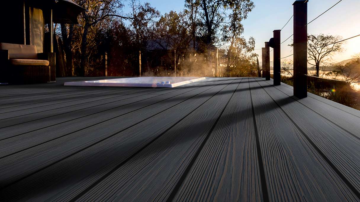 planeo Authentic Wood - Doghe per terrazze in BPC massiccio - Osage carbonizzato con finitura strutturata