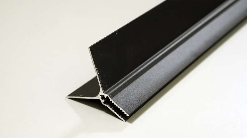 planeo Fassado - Profilo terminale d'angolo interno in alluminio nero 2,90m