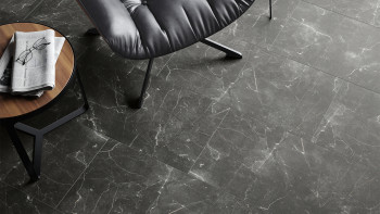 VEELIKE Pavimento PVC Adesivo Effetto Marmo Nero Piastrelle - Foto 5