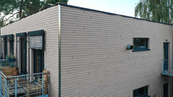planeo Fassado - Rivestimento di facciata a rombi in WPC grigio pietra