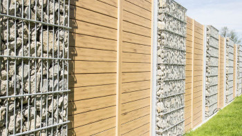 planeo Fassado - WPC rivestimento facciata a fasce romboidali in rovere marrone