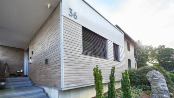 planeo Fassado - Rivestimento di facciata a fasce romboidali WPC grigio grafite