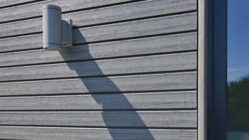 planeo Fassado - Rivestimento di facciata a fasce romboidali WPC grigio grafite