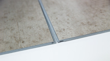 Rivestimento murale in plastica - planeo StrongWall - Cemento scuro