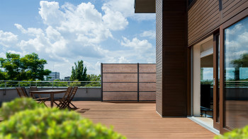 planeo Gardence Resistant - recinzione a innesto HPL effetto legno 180 x 183 cm